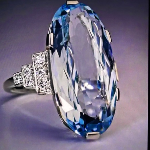 NWOT Silver Cocktail Ring with Turquoise Crystal. - Picture 7 of 8